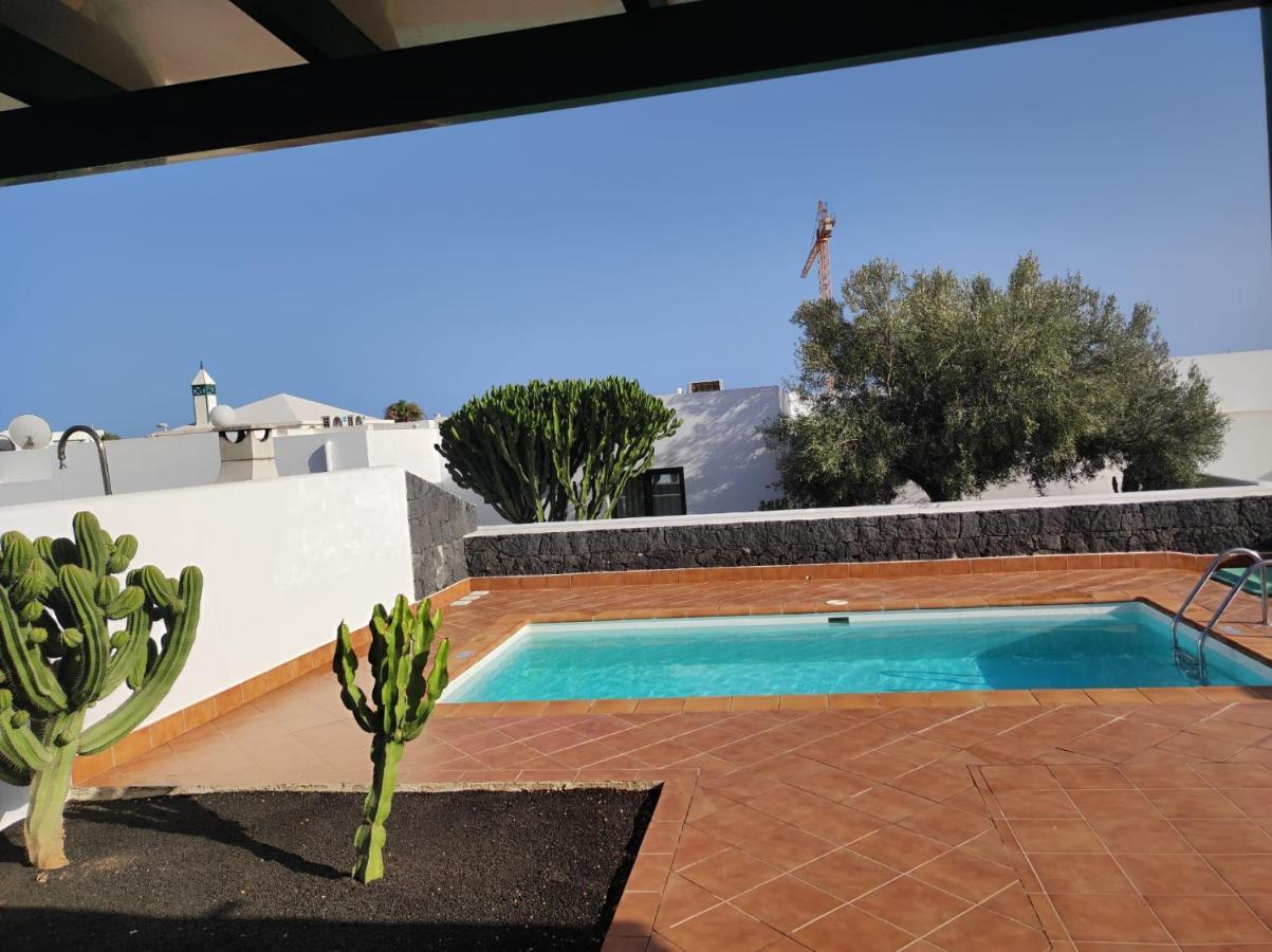 Villa Martina Плая Бланка Екстериор снимка