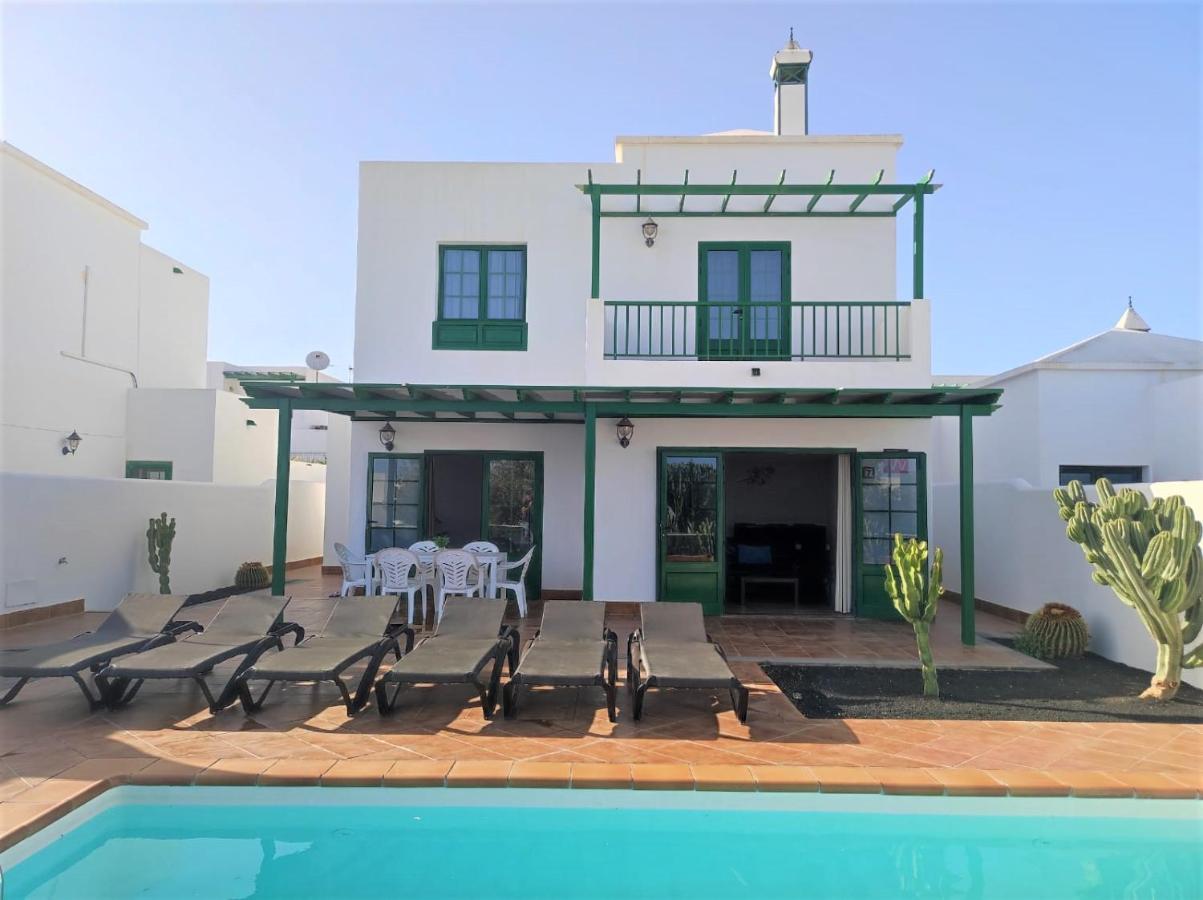 Villa Martina Плая Бланка Екстериор снимка