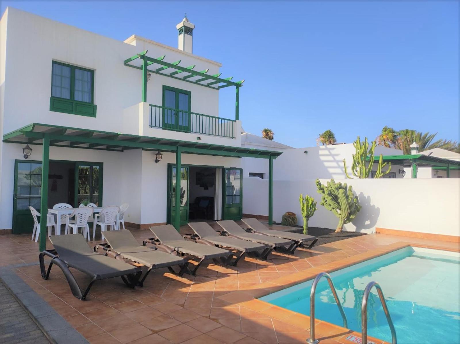 Villa Martina Плая Бланка Екстериор снимка